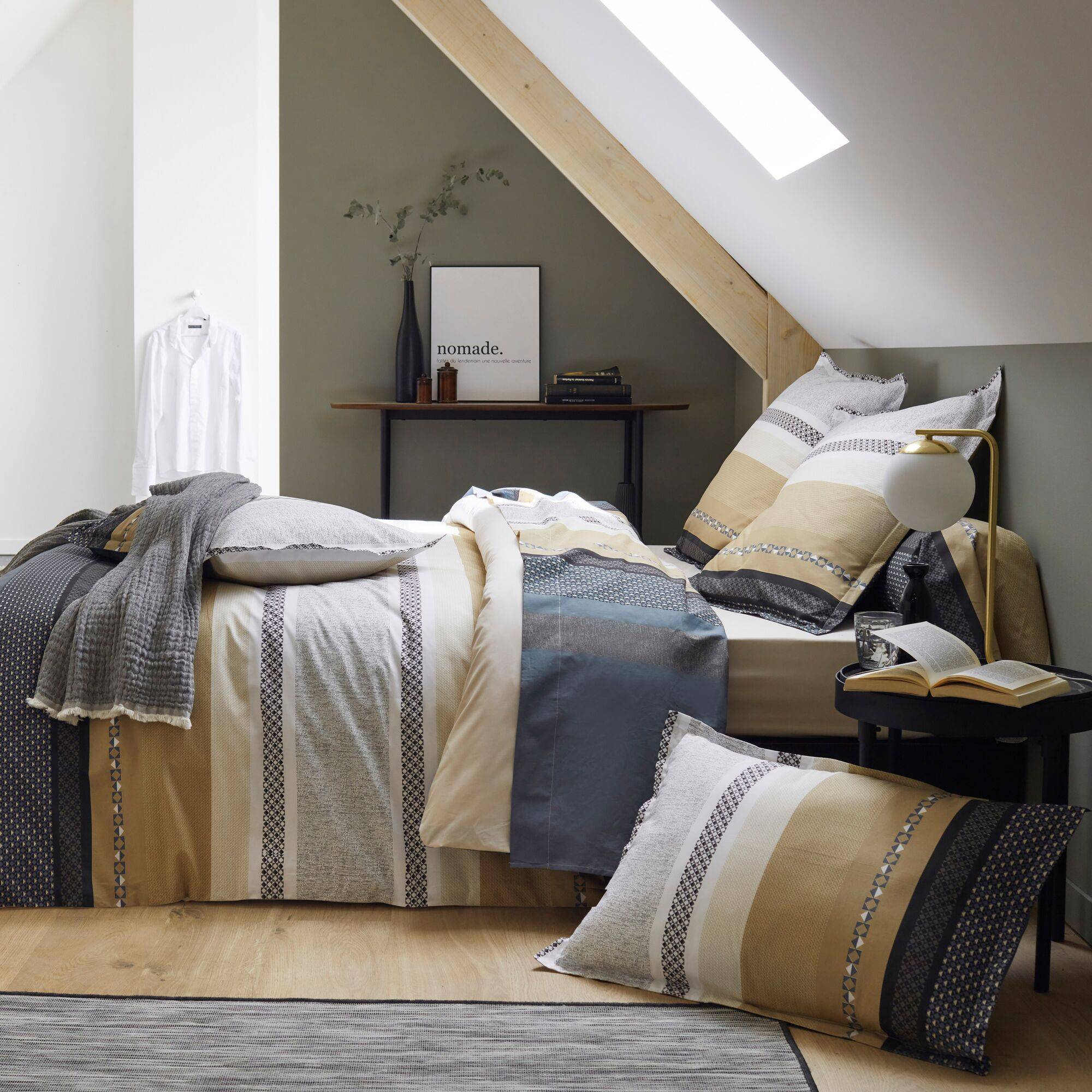 Housse de couette en coton SUNSHINE 0.19 Bleu - Housse de couette Pas Cher Housse de couette en coton SUNSHINE 0.19 Bleu - Housse de couette Pas Cher