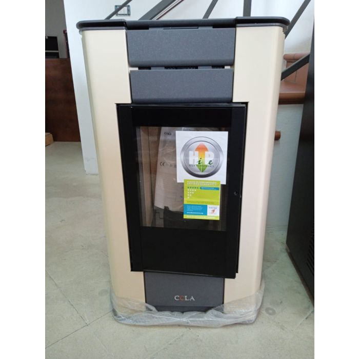 Piec na pellet Anselmo cola model Sabina