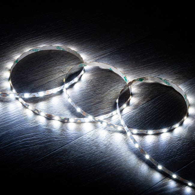 Ledkia Tira LED 12V SMD ZIG ZAG 60 LED/m 5m 7W/m 700lm/m Ancho 6mm ...