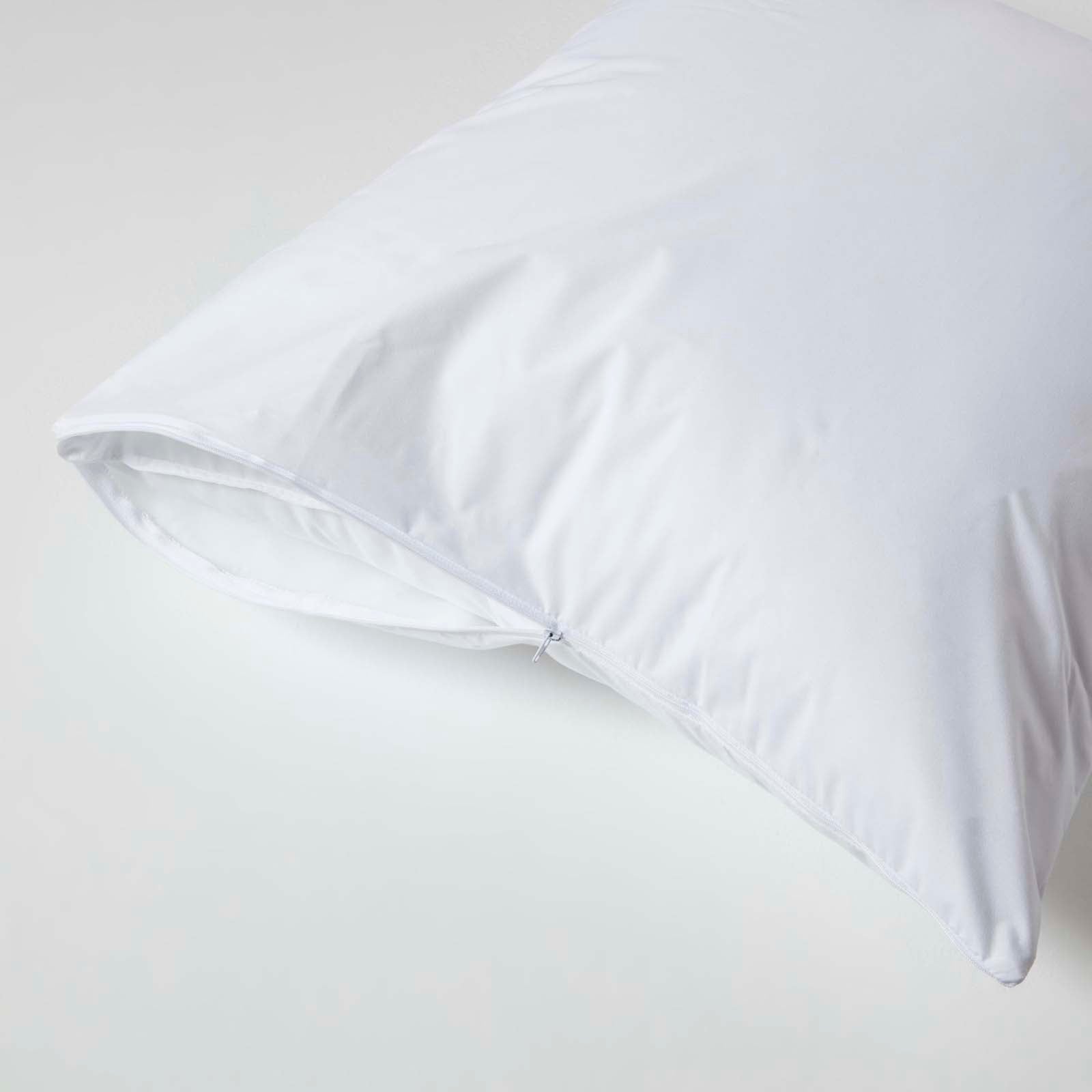 Homescapes Protège-oreiller imperméable 60 x 60 cm, Lot de 4 - 4