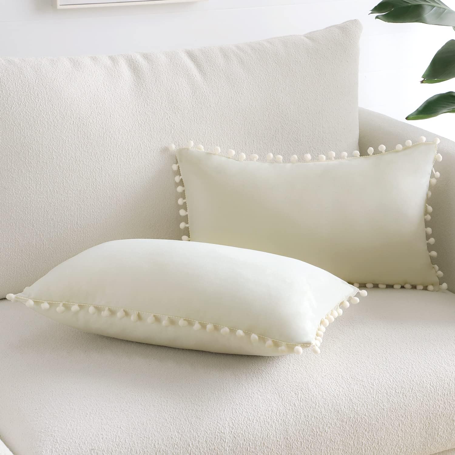 (30x50 cm, Blanc Crème)Lot de 2 Housses de Coussin Décoratives en Velours Doux Pompons Taies d'oreiller Décoration D'intérieur Housse Coussins pour Ca - 2