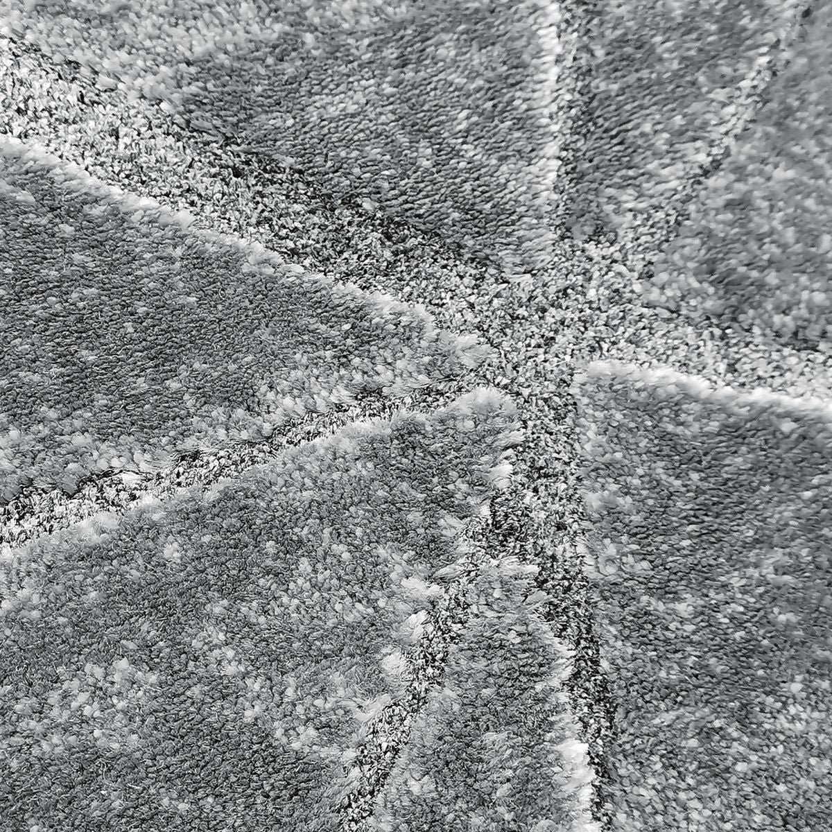 Tapis salon avec relief motif triangles gris 140x200 - 4