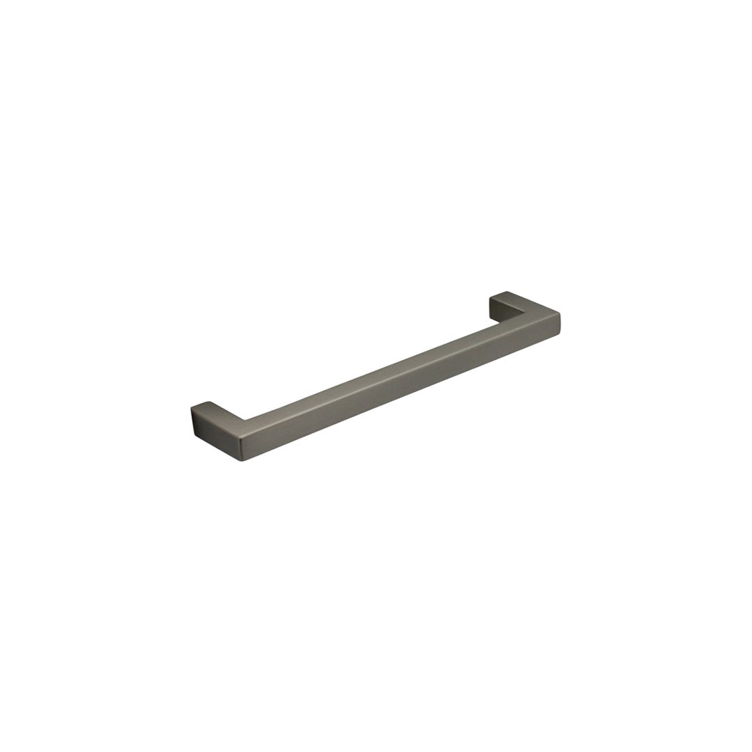 Manche en Zamak finition nickel satiné, dimensions: 128x20x24mm et