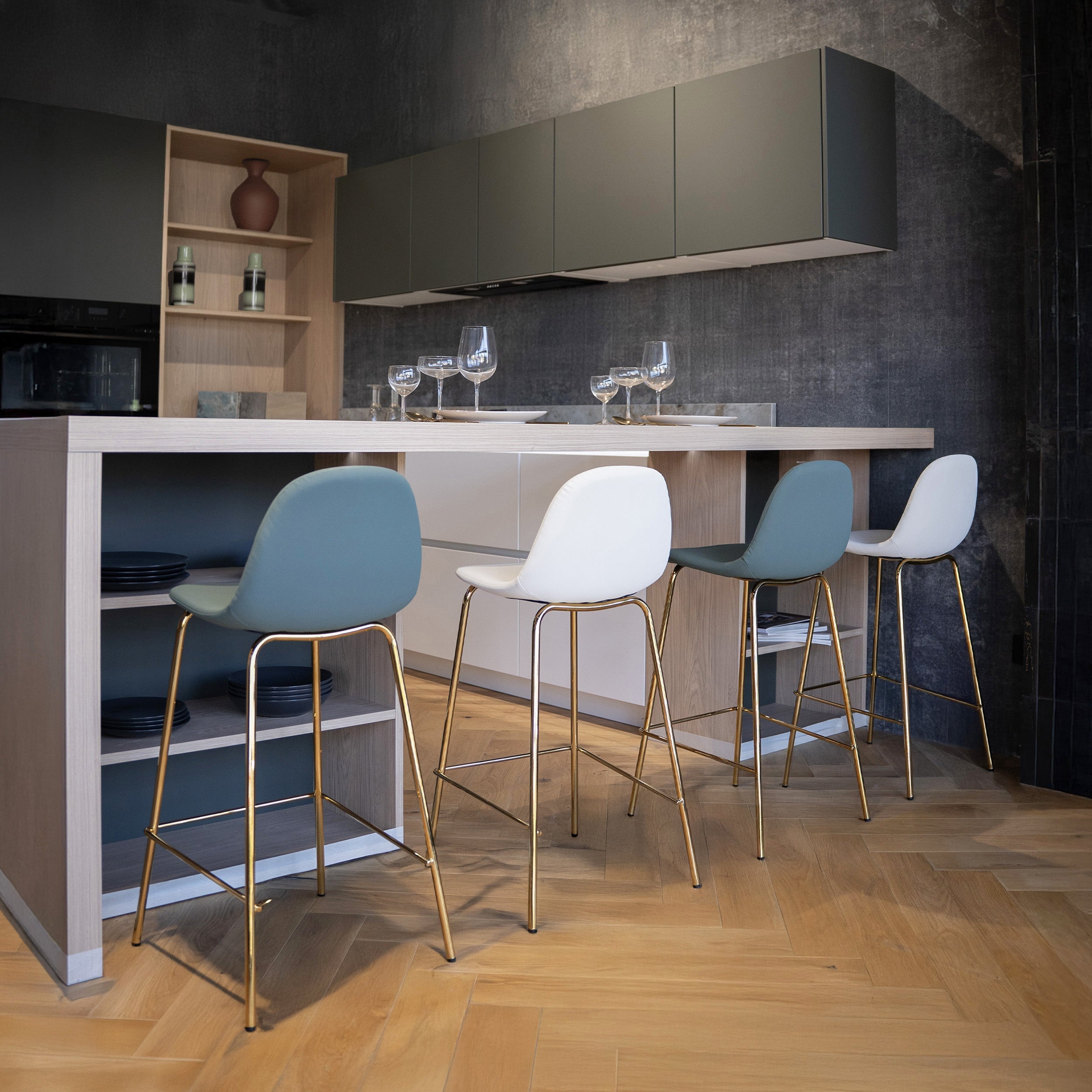 Lot de 2 chaises pour îlot central 65 cm en cuir synthétique blanc - Henrik - 2