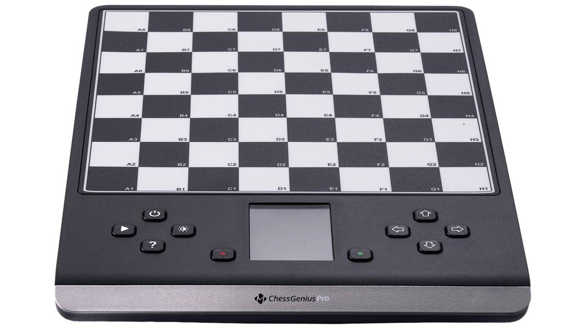 Leroy Merlin Millennium Chess Genius Pro Computadora De Ajedrez (M815) Blancas/Negras
