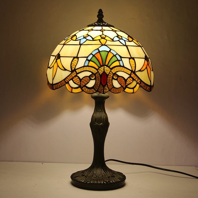 Lampe De Table Tiffany Vitrail Abat jour Artisanal Id ale Pour Salon lampe-de-table-tiffany-vitrail-abat-jour-artisanal-id-ale-pour-salon