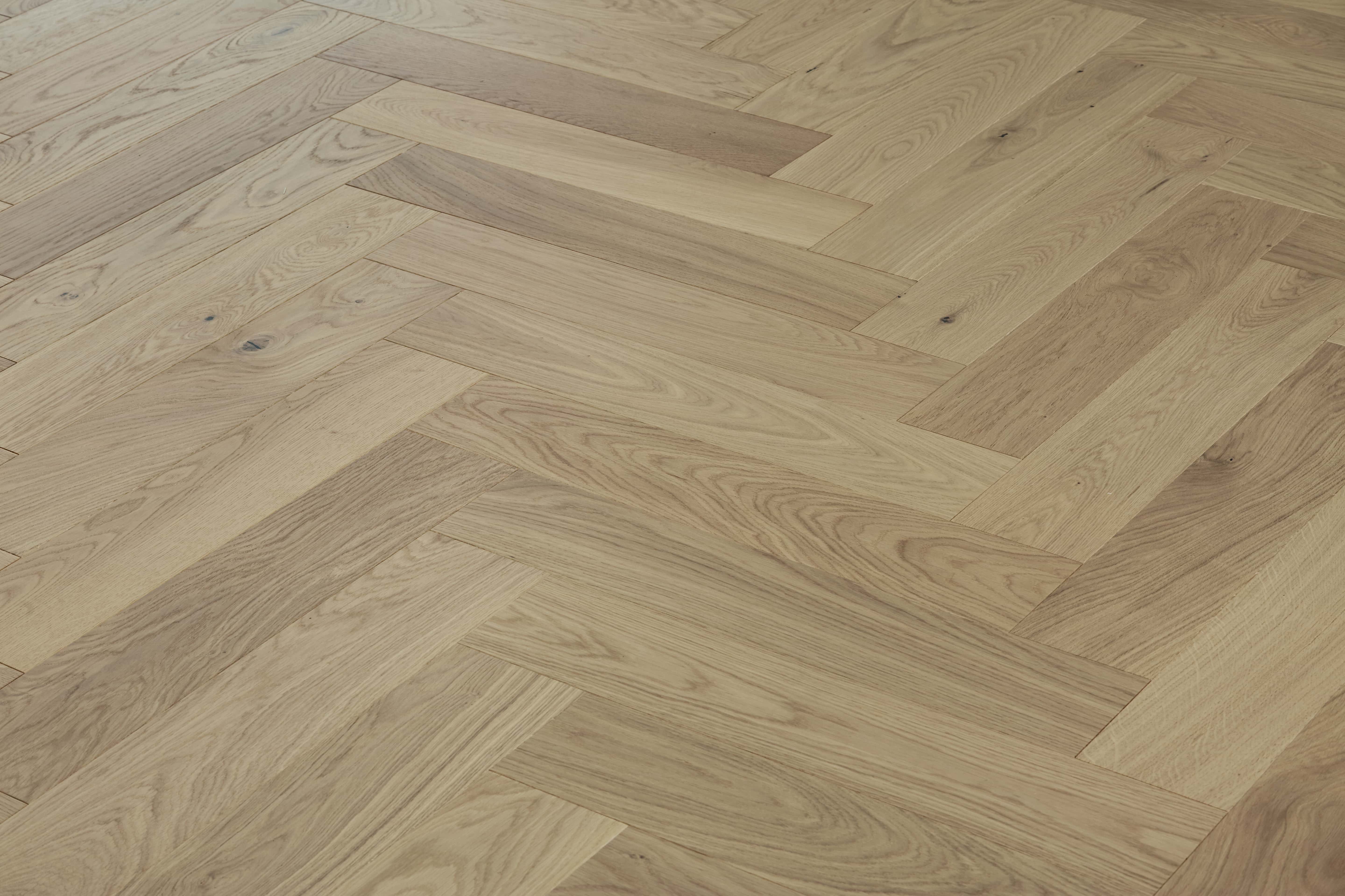 Parquet Contrecollé Baton-Rompu 15/3mm : Ghost Chêne Vernis Mat / PEFC - 9
