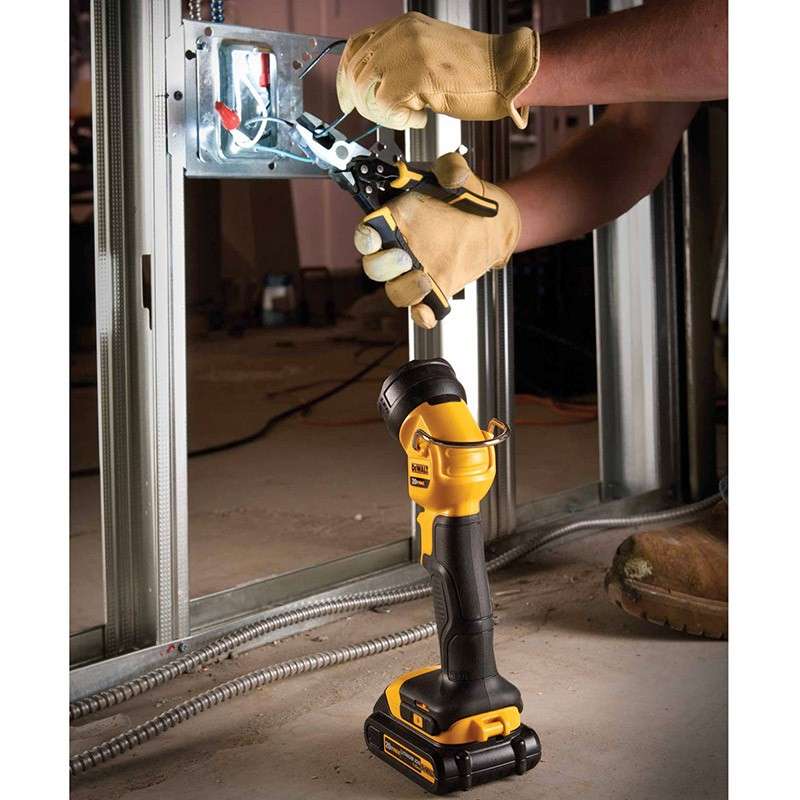 Lampe LED de chantier 18V XR 110 lm (produit seul) - DEWALT DCL040-XJ - 2