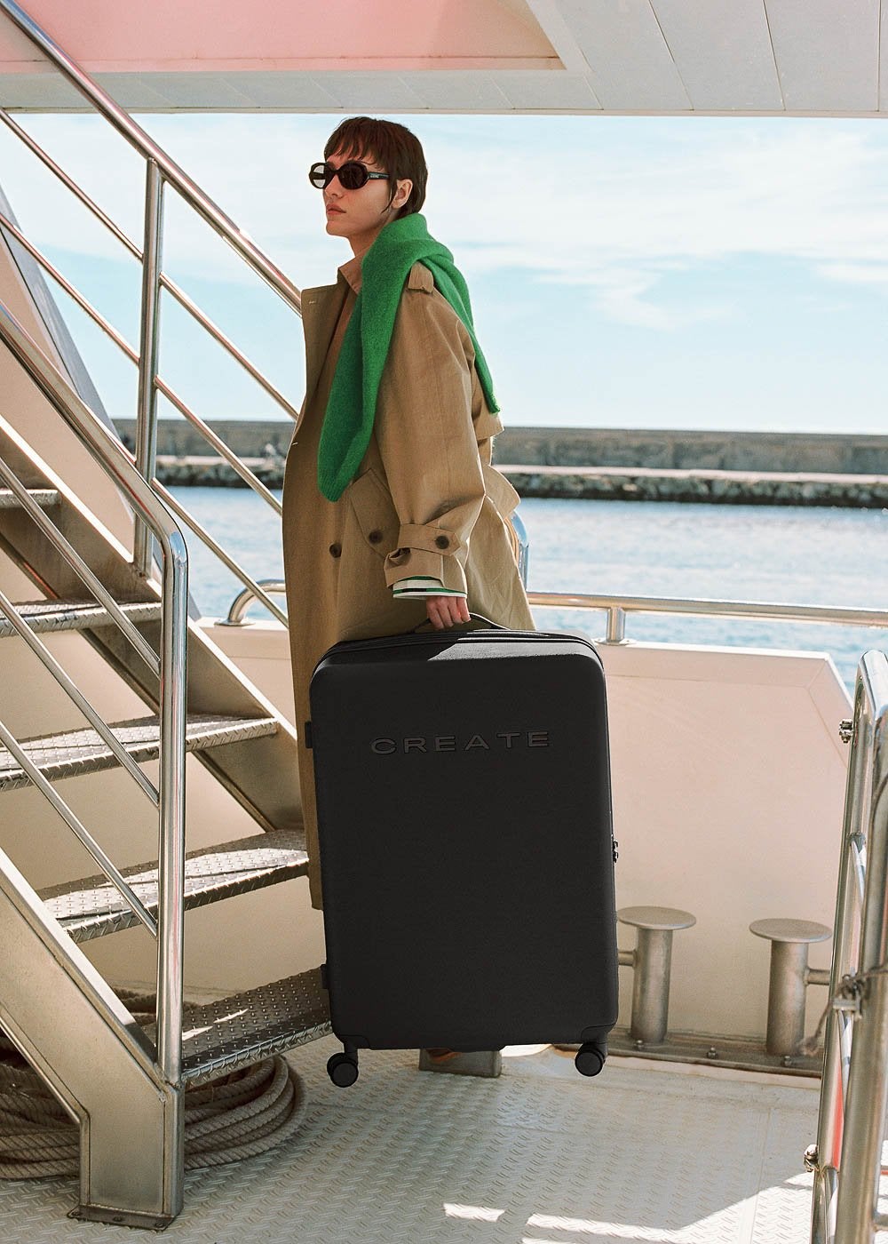 CREATE - LUGGAGE STUDIO - Sztywna walizka z poliwęglanu z zamkiem TSA i wielokierunkowymi kółkami - Noir