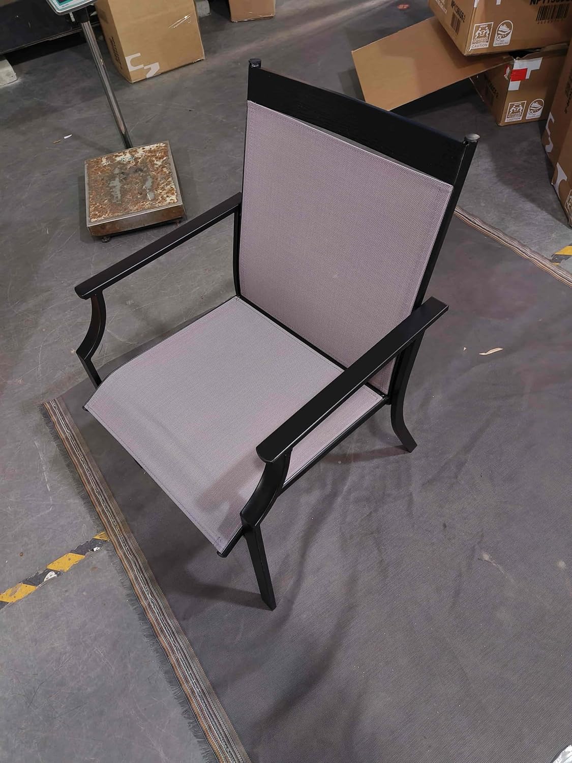 Zestaw 2 Krzeseł Ogrodowych 66 x 61 x 90 cm, Nośność 150 kg, z Podłokietnikami, Szerokie Siedzisko z Oddychającej Tkaniny, do Ogrodu/Werandy, Szary