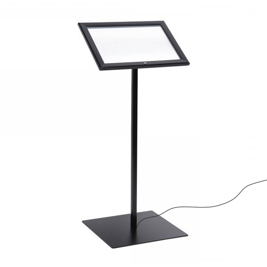 Danieli store | tablón de anuncios para exterior negro | expositor atril porta menú, puerta abatible y cerradura | tablón para suelo tamaño 2xa4 led