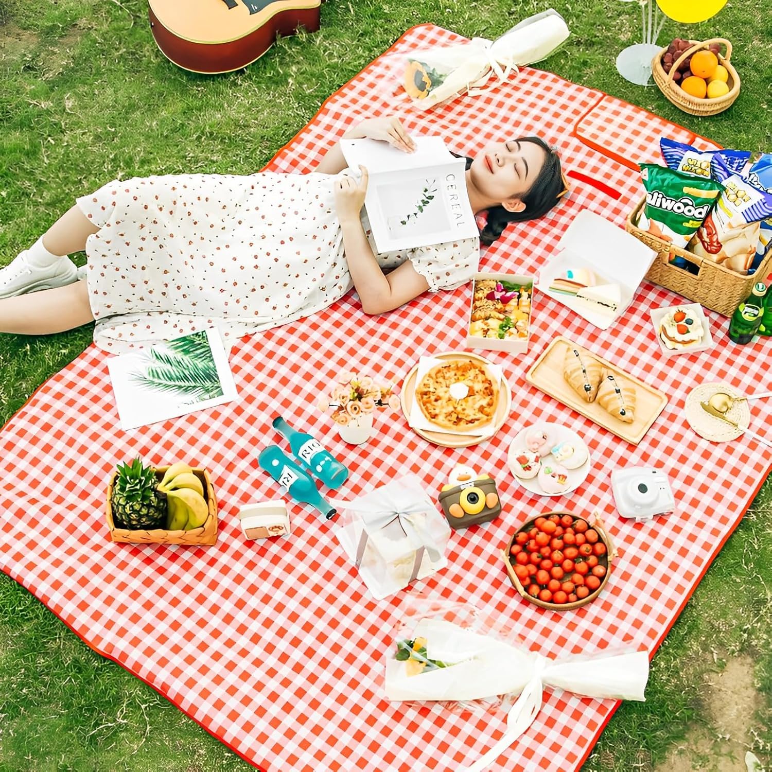 Koc piknikowy, składana mata plażowa, przenośny koc piknikowy z uchwytami do biwakowania i parków - Czerwony 100 cm