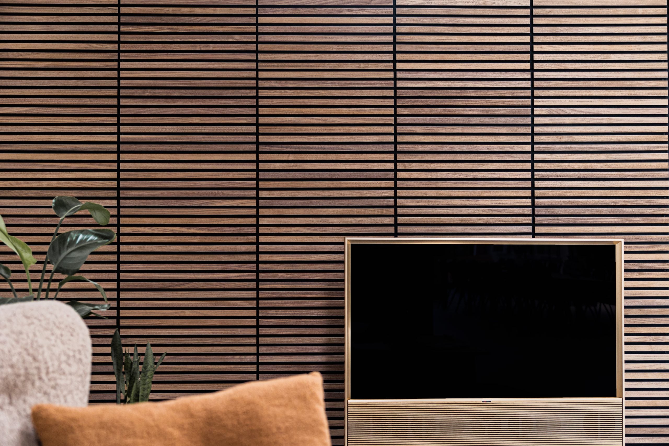 Panel palilleria alistonado Akupanel acústico,decorativo de 60x60cm,fieltro y listones MDF chapado madera natural Nogal - 2