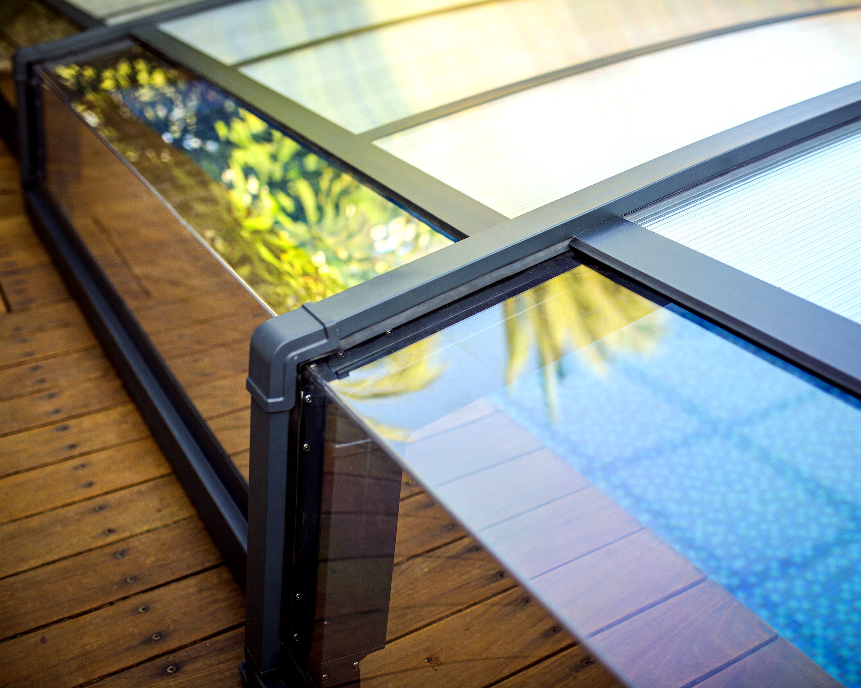 Canopia Abri piscine téléscopique Majorca 6.7 x 4.5 m Gris 669.2x0 - 4