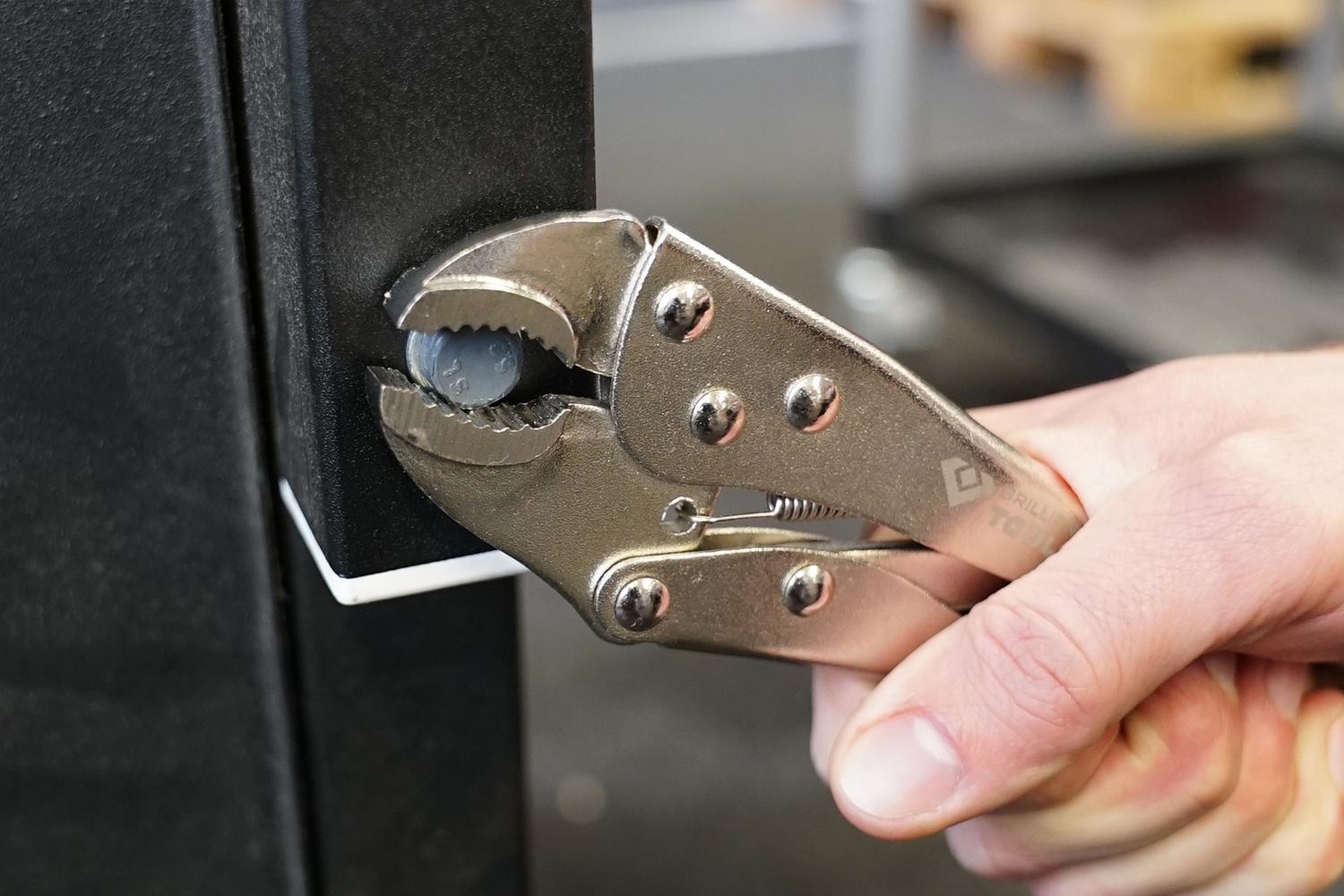 Jeu 16 Pinces étaux BRILLIANT TOOLS - Pinces Verrouillage Pour Carrosserie Et Soudure
