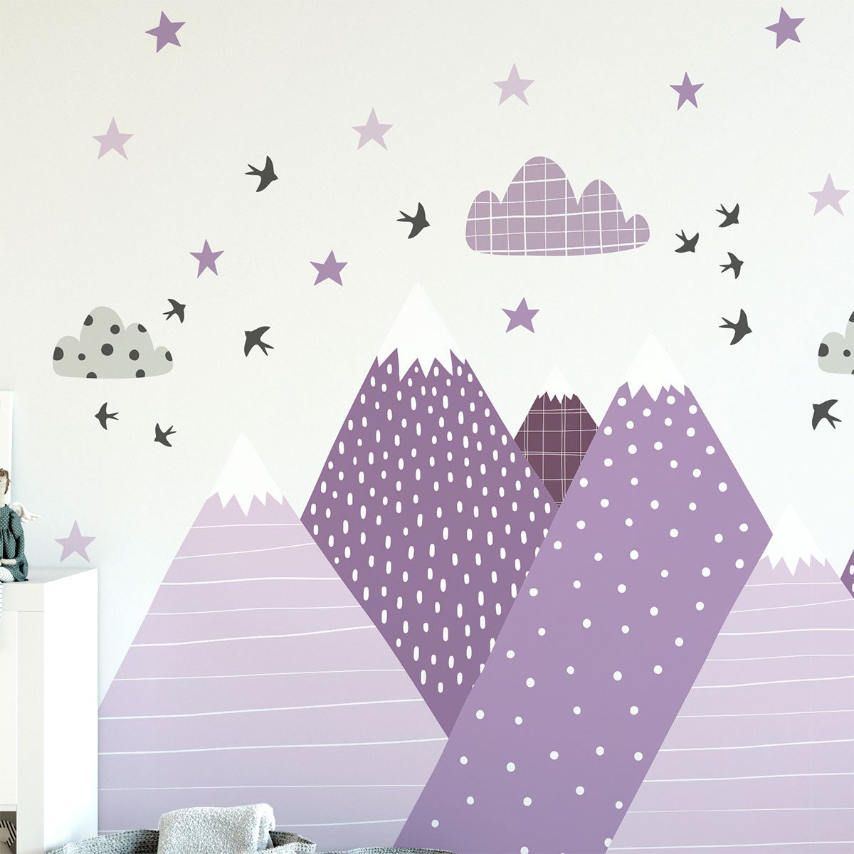 Vinilo niño escandinavo de montaña manoka - adhesivo de pared - revestimiento sticker mural decorativo - 90x135cm - 4