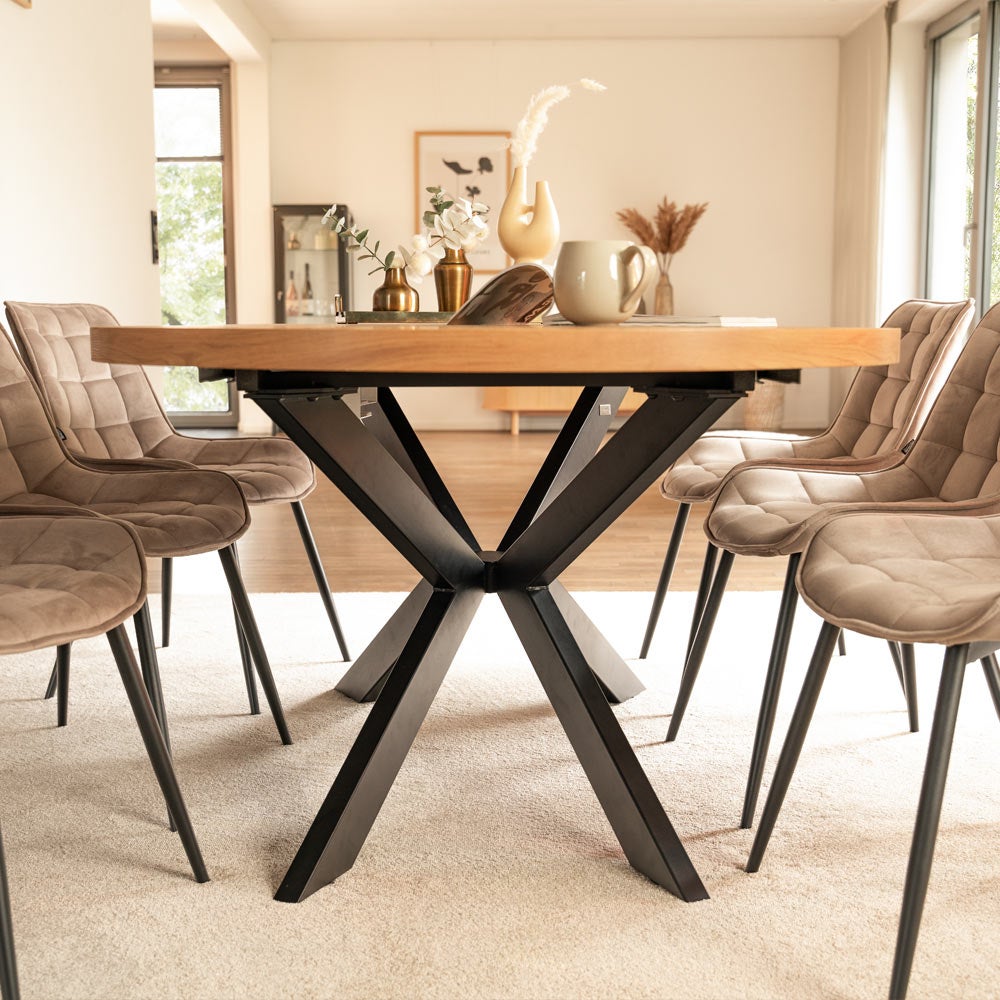 Home Deluxe – Ensemble de salle à manger AVENTURA avec 6 chaises IKALO marron clair – Couleur : chêne clair, dimensions : 120–160x76x12 cm, pied en - 2