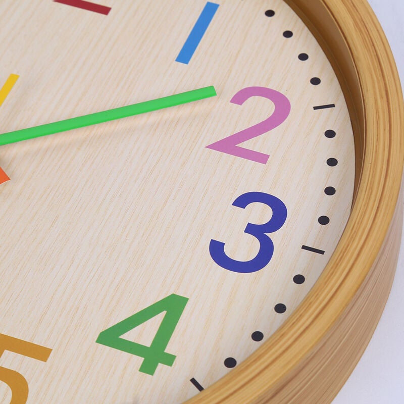 Horloge murale sans bruits de tic-tac pour les enfants, horloge murale silencieuse sans tic-tac Numéro coloré Décoration Horloge - 4