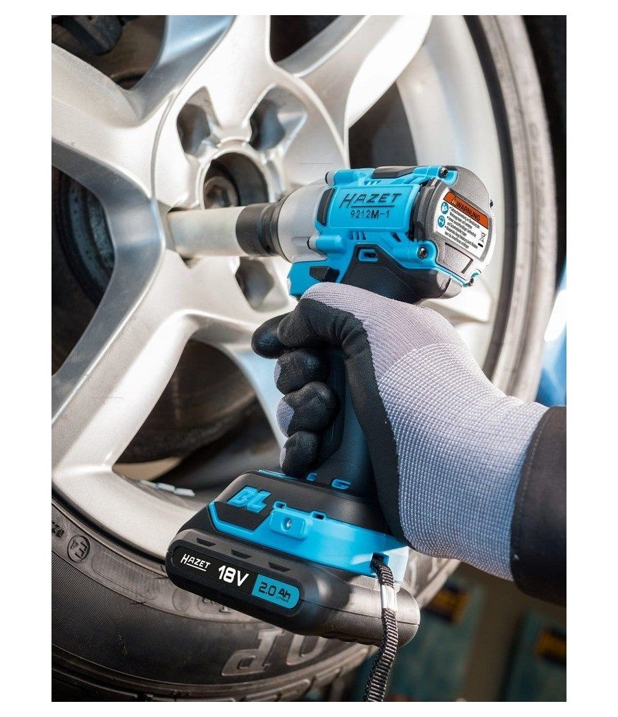 Impostazione della chiave di impatto della batteria mini · 18 V 9212M-1 · Solvente massimo: 270 nm · Quadrato 12,5 mm (1/2 z - 5