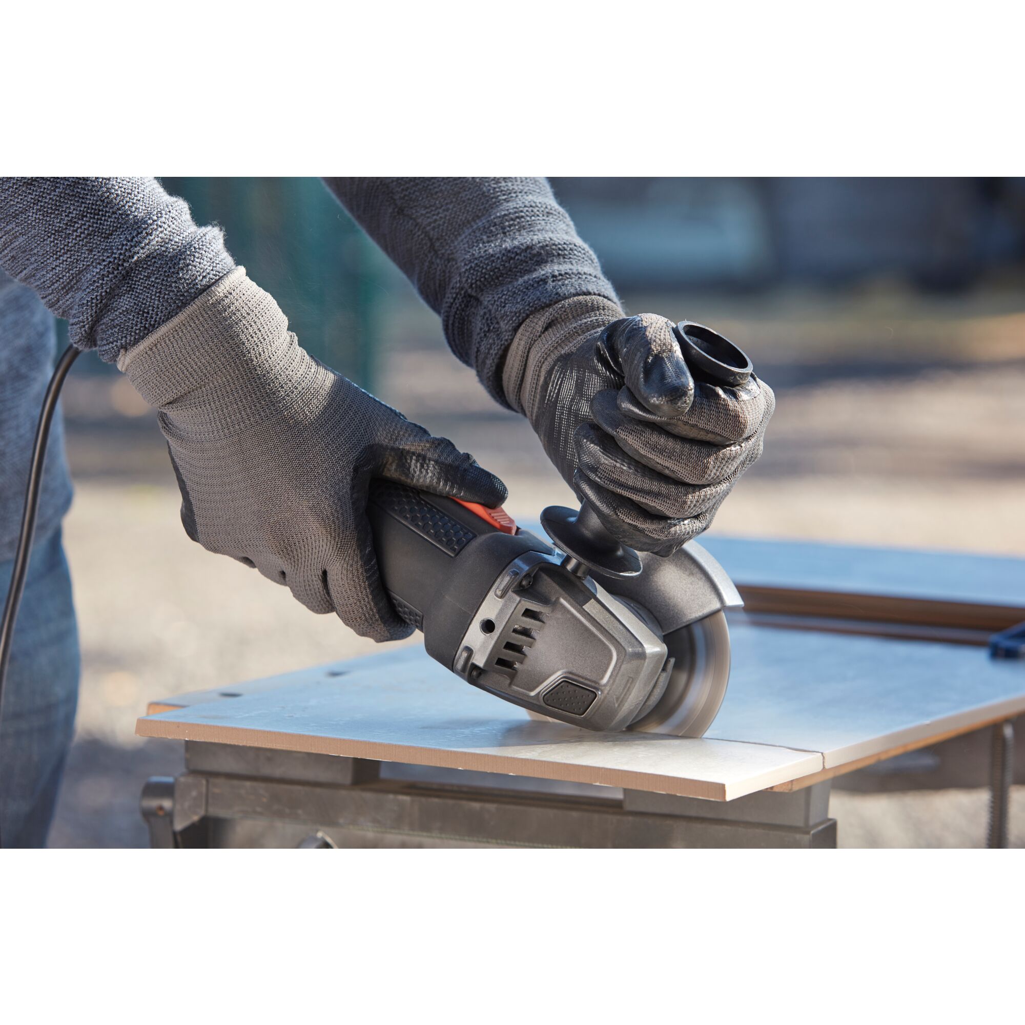 Smerigliatrice Angolare Ryobi 800W, Disco 125mm, 12000 Giri/min - Con Pulsante Blocco Albero E Impugnatura Regolabile