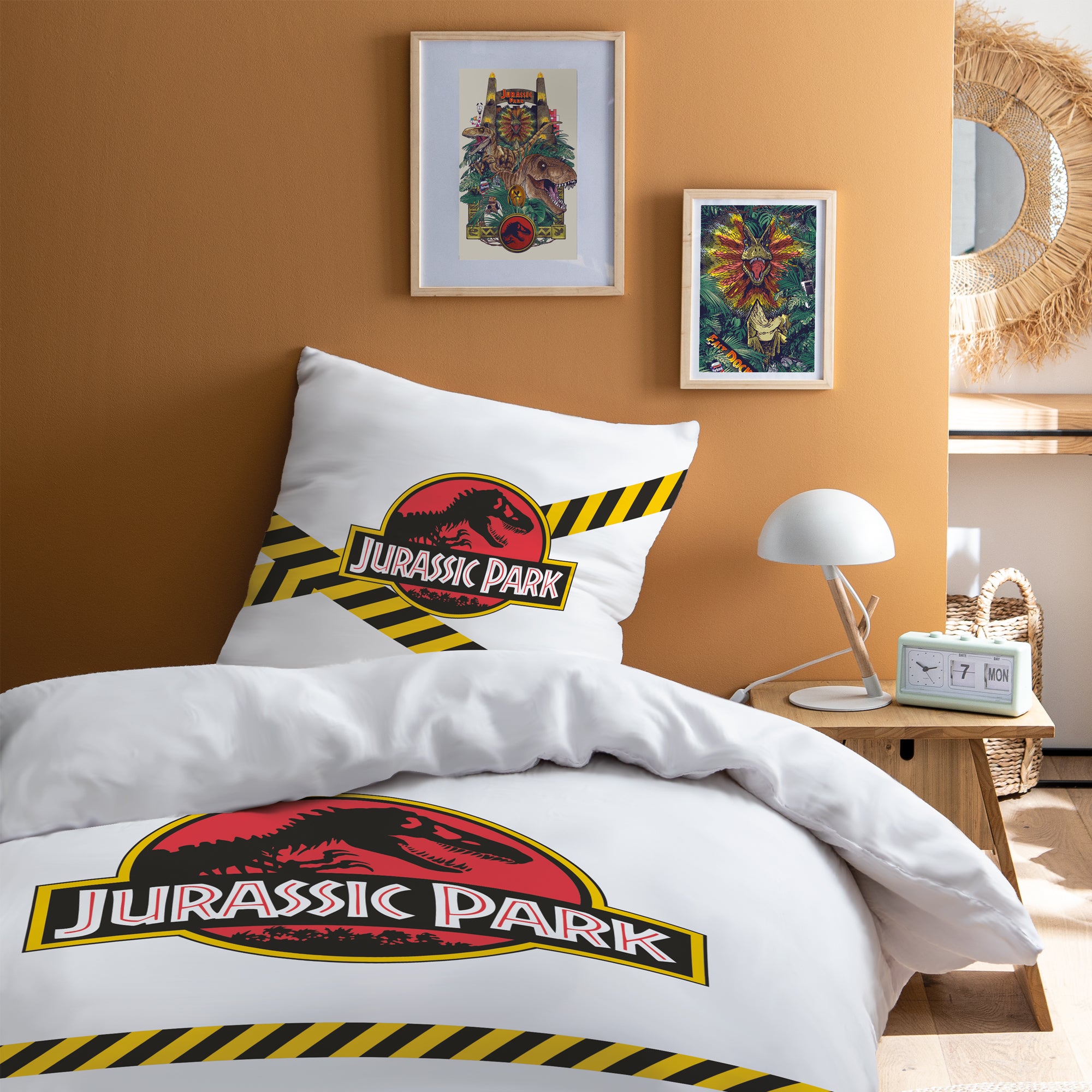 Drap Enfant Licence Parure De Lit Jurassic World Badges - 100% Coton OEKO-TEX - Housse Couette 140x200 Taie 63x63 Parure Lit Jurassic World - 2