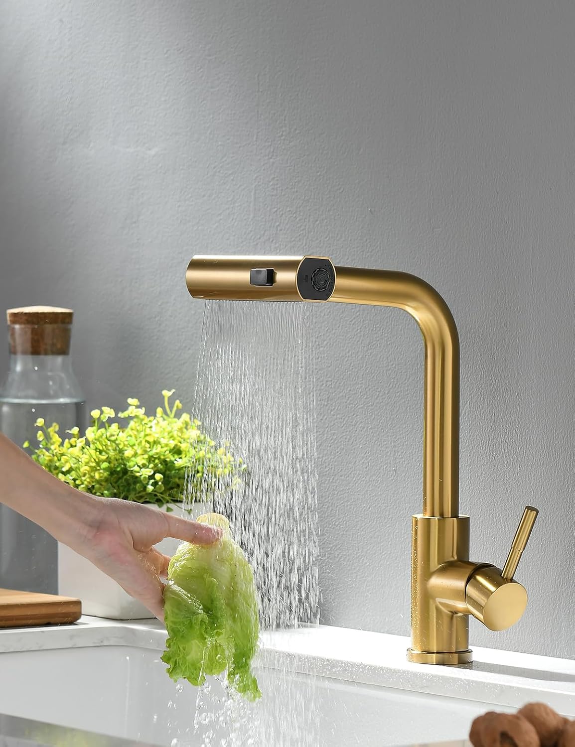 Obrotowa bateria kuchenna 360° z wyciąganą wylewką - Jednouchwytowa bateria zlewozmywakowa - Szczotkowane złoto