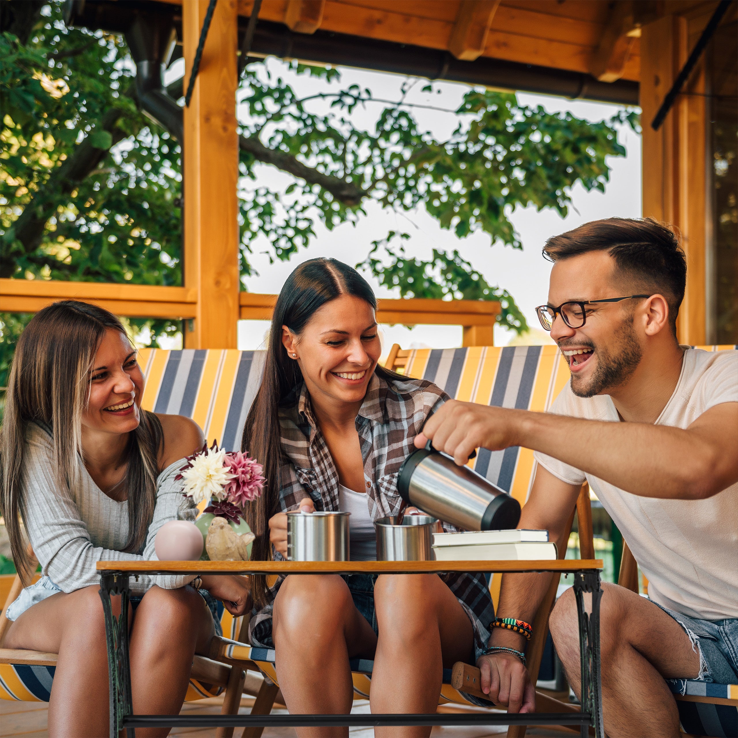 Table de jardin rectangulaire, extérieur, vintage, bois et fonte de fer, 58x98x47 cm, balcon, nature-noire, Relaxdays - 5