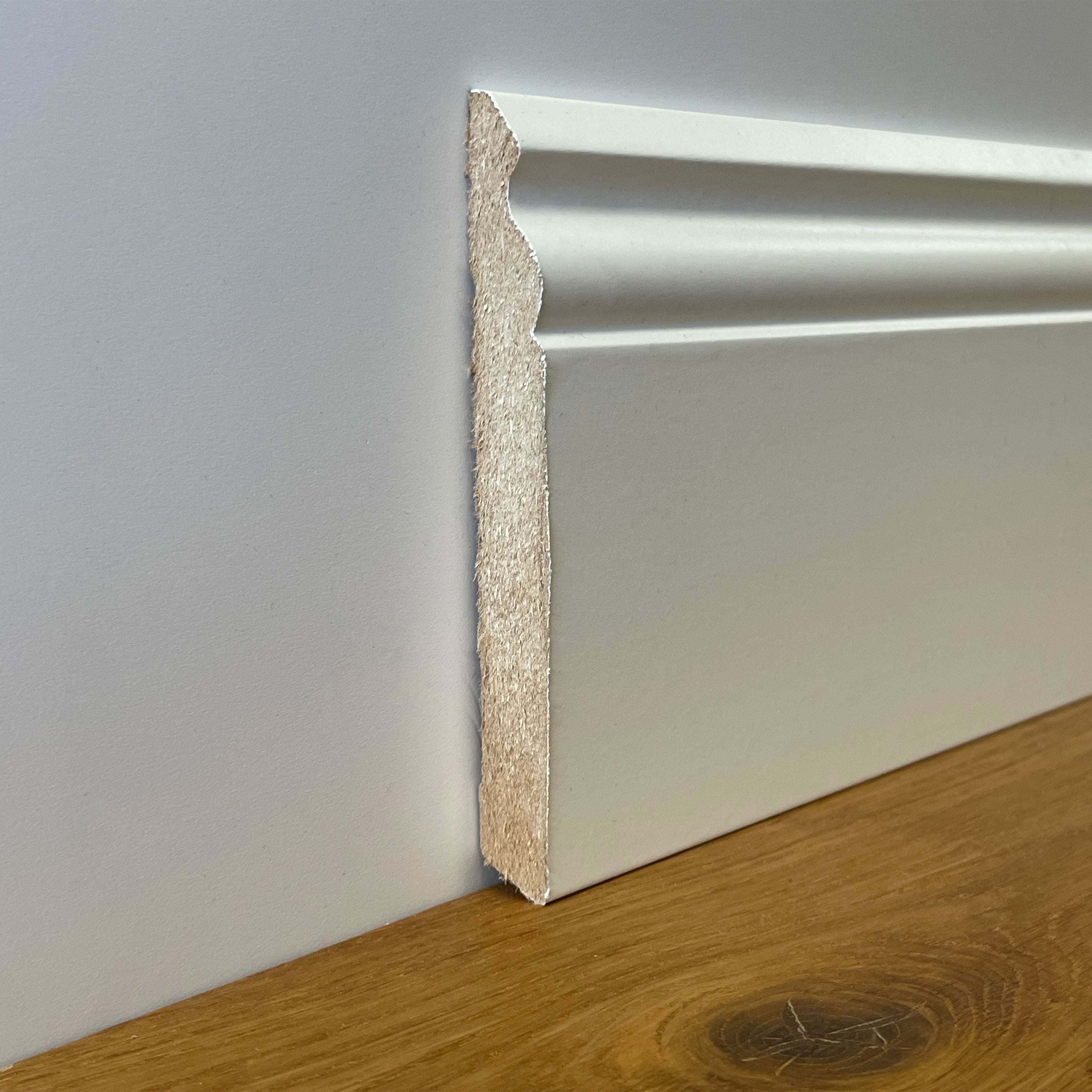 PLINTHE DUCALE en FIBRE DE BOIS COMPACTE 120X15 BLANC ral 9010 (prix au mètre linéaire) - 4