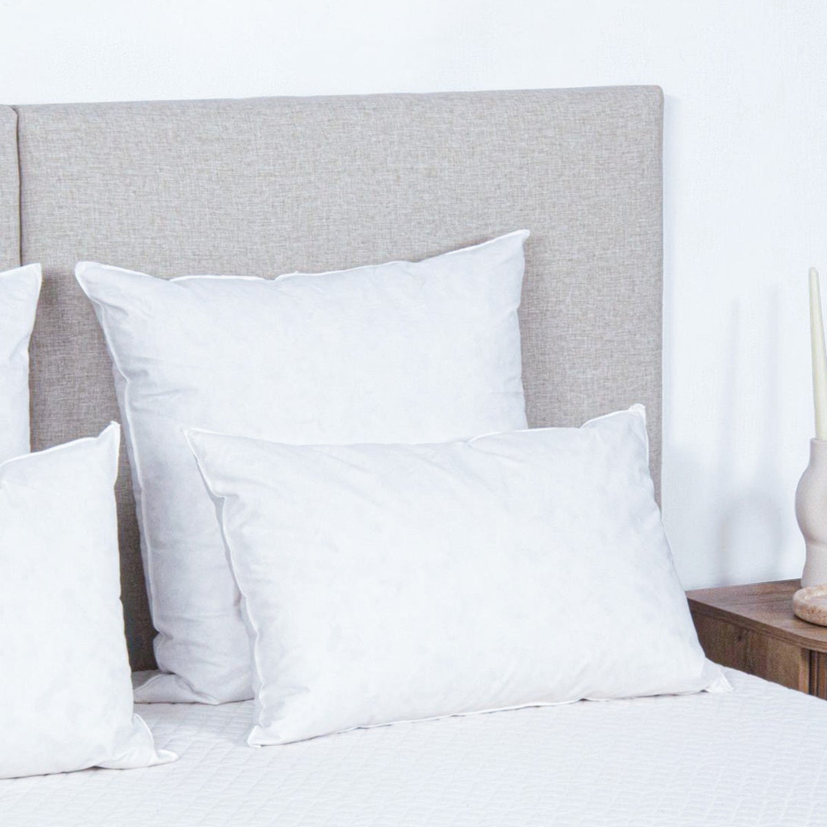 OLYMPE LITERIE | Oreiller 60x60 cm NATURA | Duvet & Plumes - 4