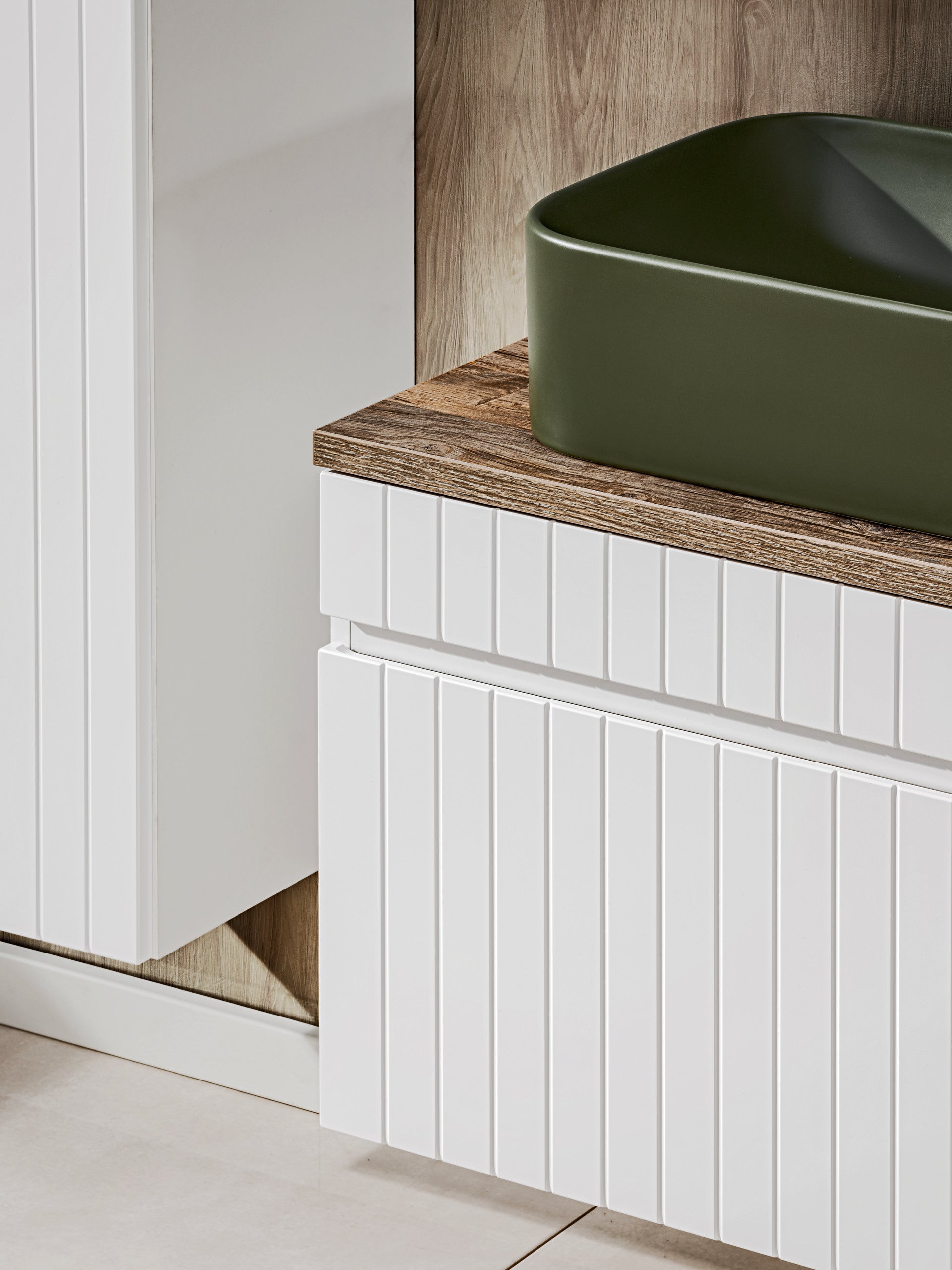 Szafka łazienkowa ICONIC White 60 cm wisząca biała ryflowana szuflada - 7
