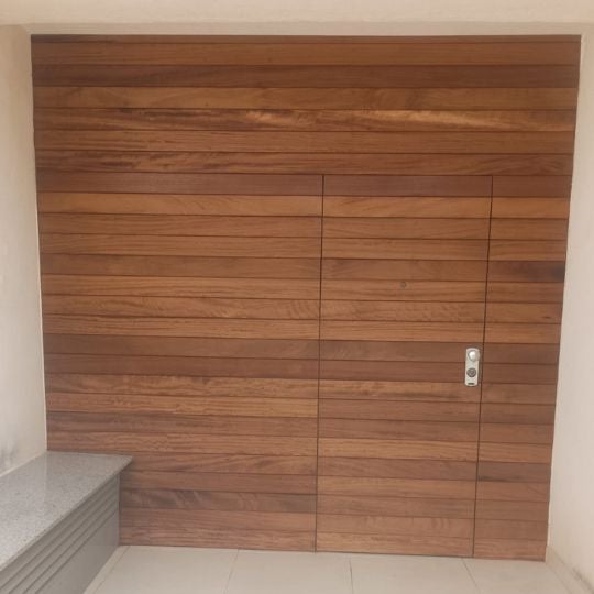 Pack 10 lamas (1,62 m2/caja) revestimiento de Pared o Techo machihembrado de Iroko 1,5 x 9 x 180 cm - 4