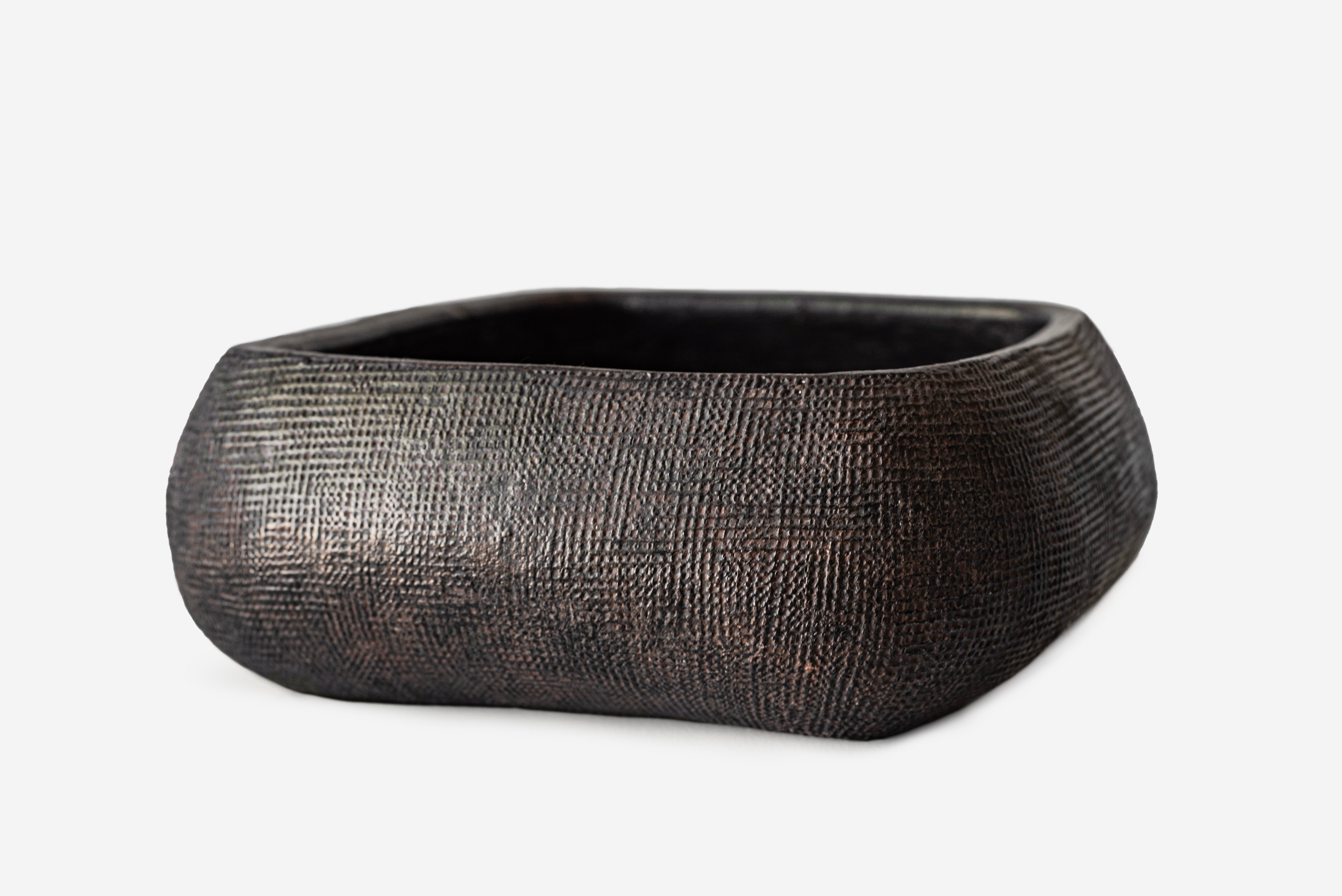 CIEMNOBRĄZOWA KWADRATOWA DONICZKA CERAMICZNA 20X20X9 CM