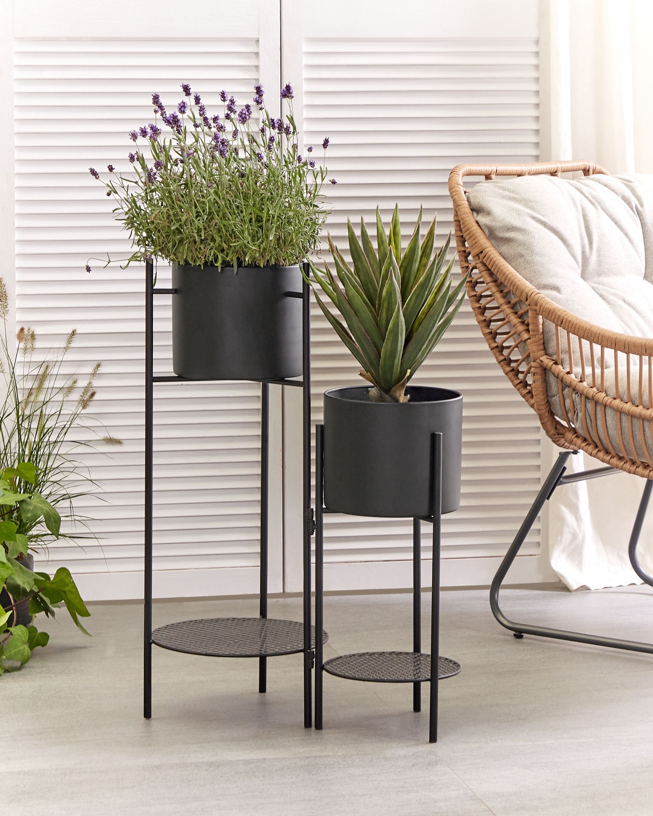 Relaxdays Jardinera De Metal Rectangular – Soporte Para Macetas De Hierro Negro, 70x55x20 Cm, Capacidad 16 L, Carga Máx. 25 Kg, Ideal Para Interior Y Decoración