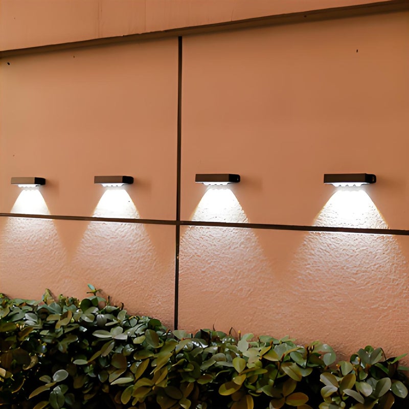 Confezione da 4 luci solari per esterni, luci solari da parete dal tramonto all'alba, luci solari da giardino impermeabili IP65, RGB | Leroy Merlin