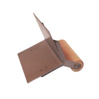 Truelle arrondie avec lame en acier carbone et manche en bois poli – 18 x 10 cm Truelle arrondie avec lame en acier carbone et manche en bois poli – 18 x 10 cm