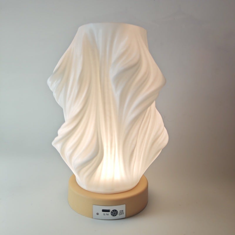 Pequeña lámpara de mesa moderna, a pilas, recargable, táctil, 3 colores, regulable, perfecta para tu mesita de noche.