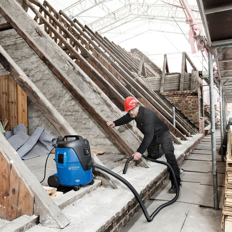 Aspirateur de chantier eau et poussières AERO 21-21 PC EU - NILFISK 107406601 - 2