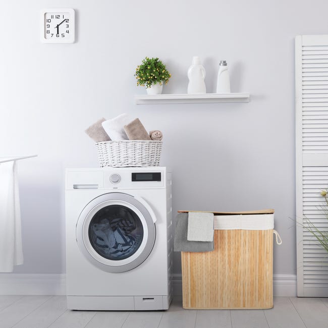 Cesto De Ropa Sucia De Madera Nogal Con Tapa - 63 L, 65.5x45x45 Cm, Incluye Saco Extraíble De Poliéster