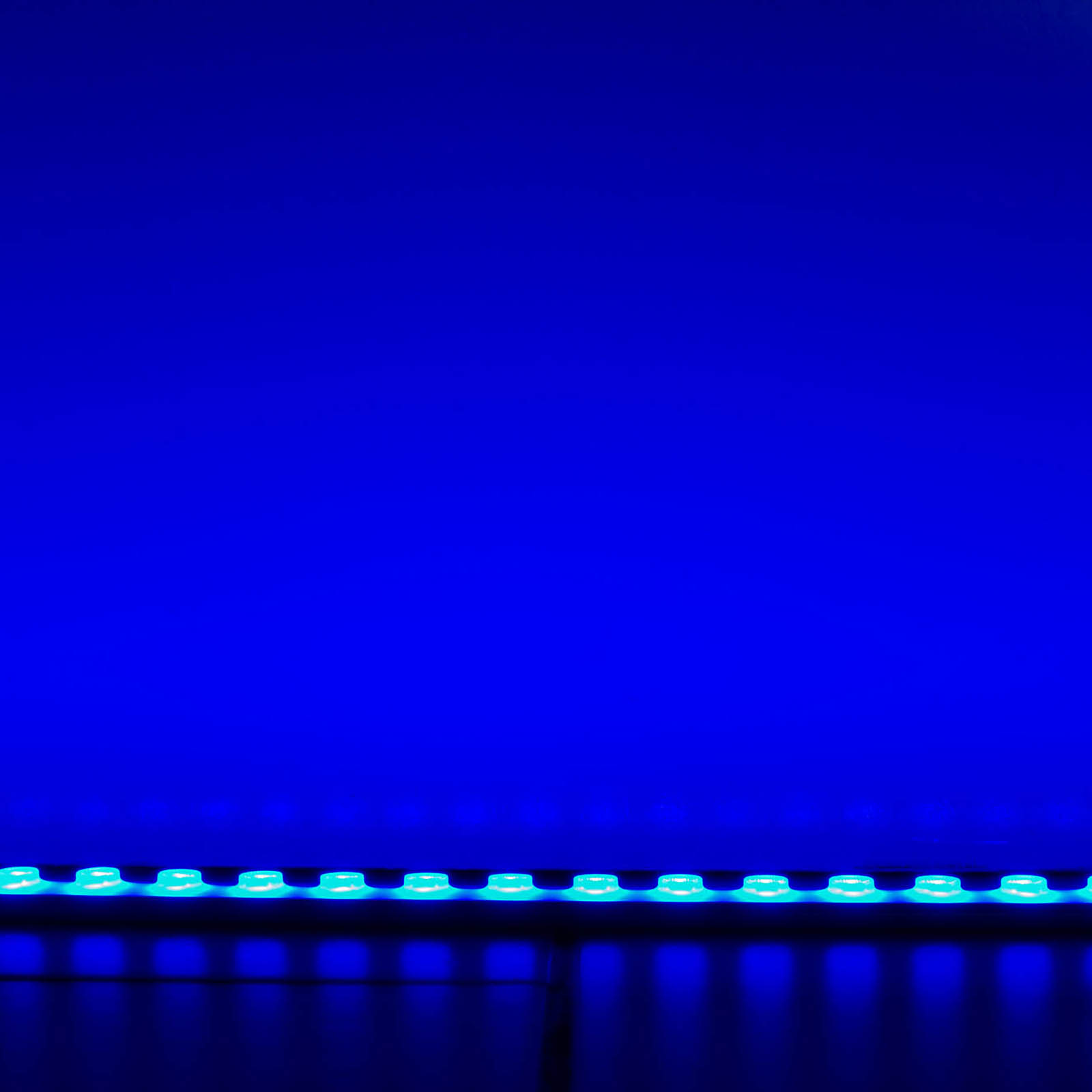 Wall Washer flexible LED 40W strip multicolore RGB IP67 24V strip optic spot coloré murs façades enrouleur 5 m angle LIGHT 45 GRADES - 2