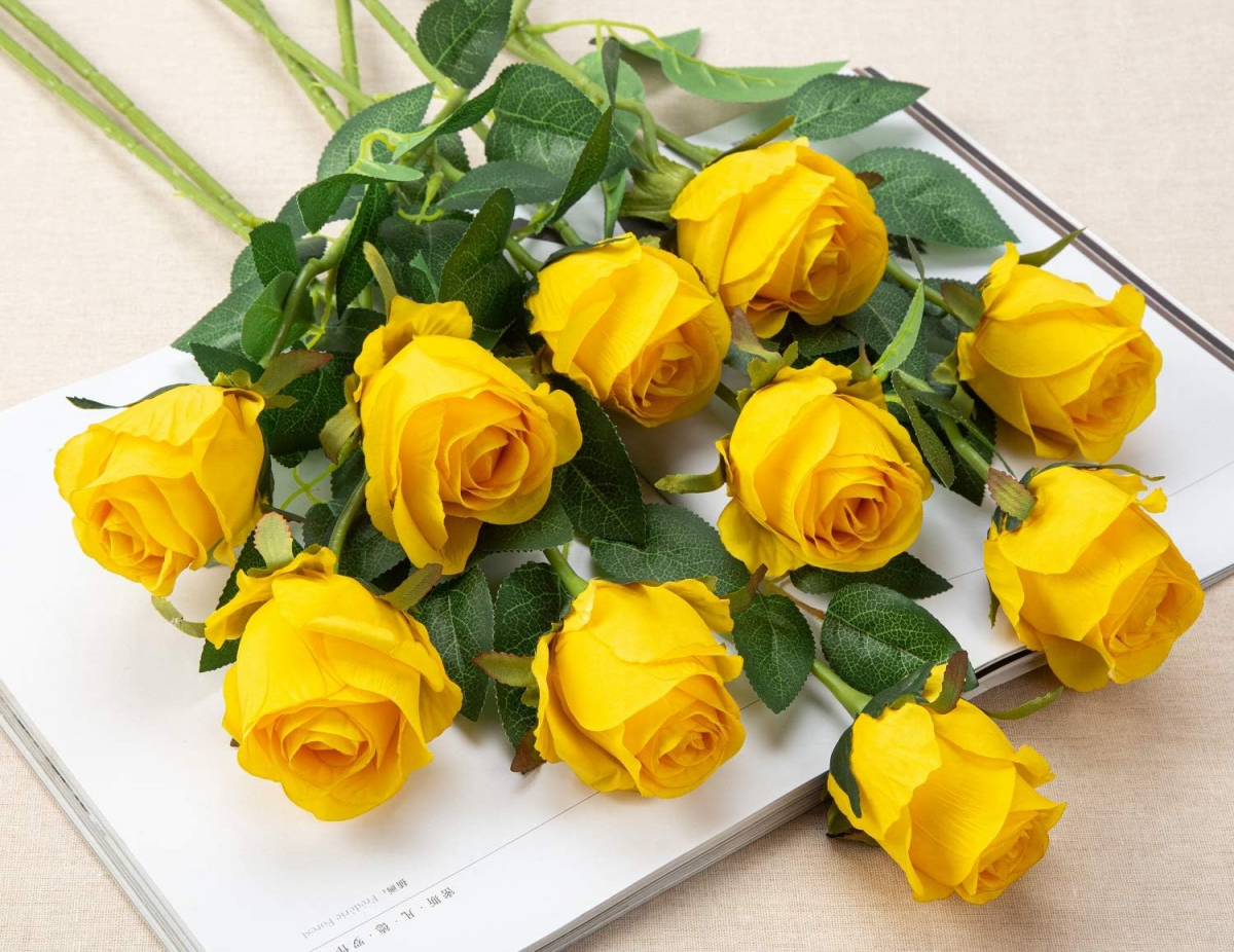 Lot de 10 roses artificielles en soie à longue tige pour bouquet de mariage, centre de table ou décoration d'intérieur (jaune) - 2