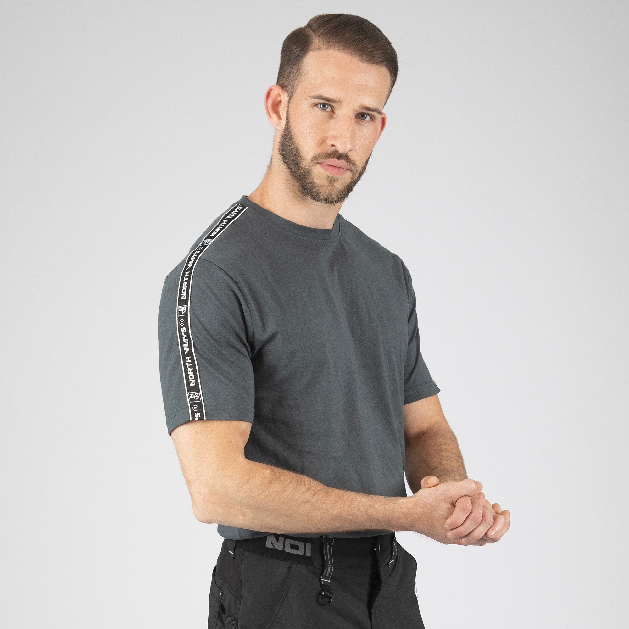 Haut Olivia Iontex – Manches Courtes 1/4 Zip – Noir Taille Petit – Occasion état Neuf