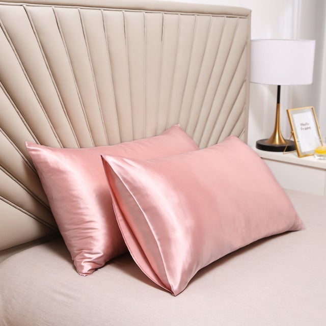 Taie d'oreiller en satin (2 pièces) - Oreiller doux et soyeux - Fermeture portefeuille - Anti-acariens et hypoallergénique - 51 x 76 cm - Rose clair