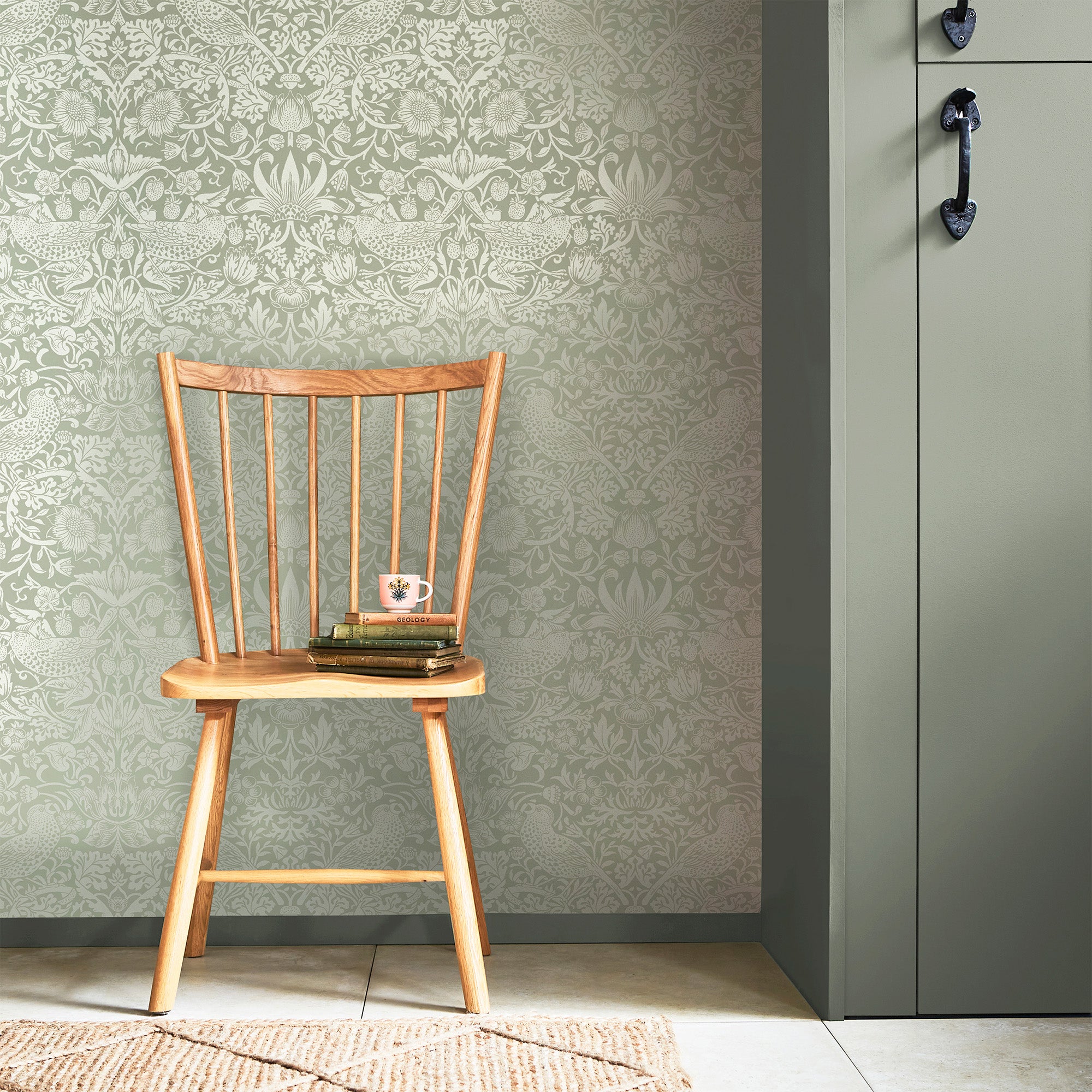 William Morris at Home Tapeta flizelinowa Złodziej truskawek Szałwia włóknista 10 m x 52 cm
