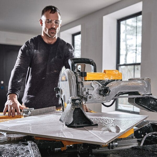 DeWALT - Scie à carrelage grande capacité 1600W 250mm - D36000 - 3