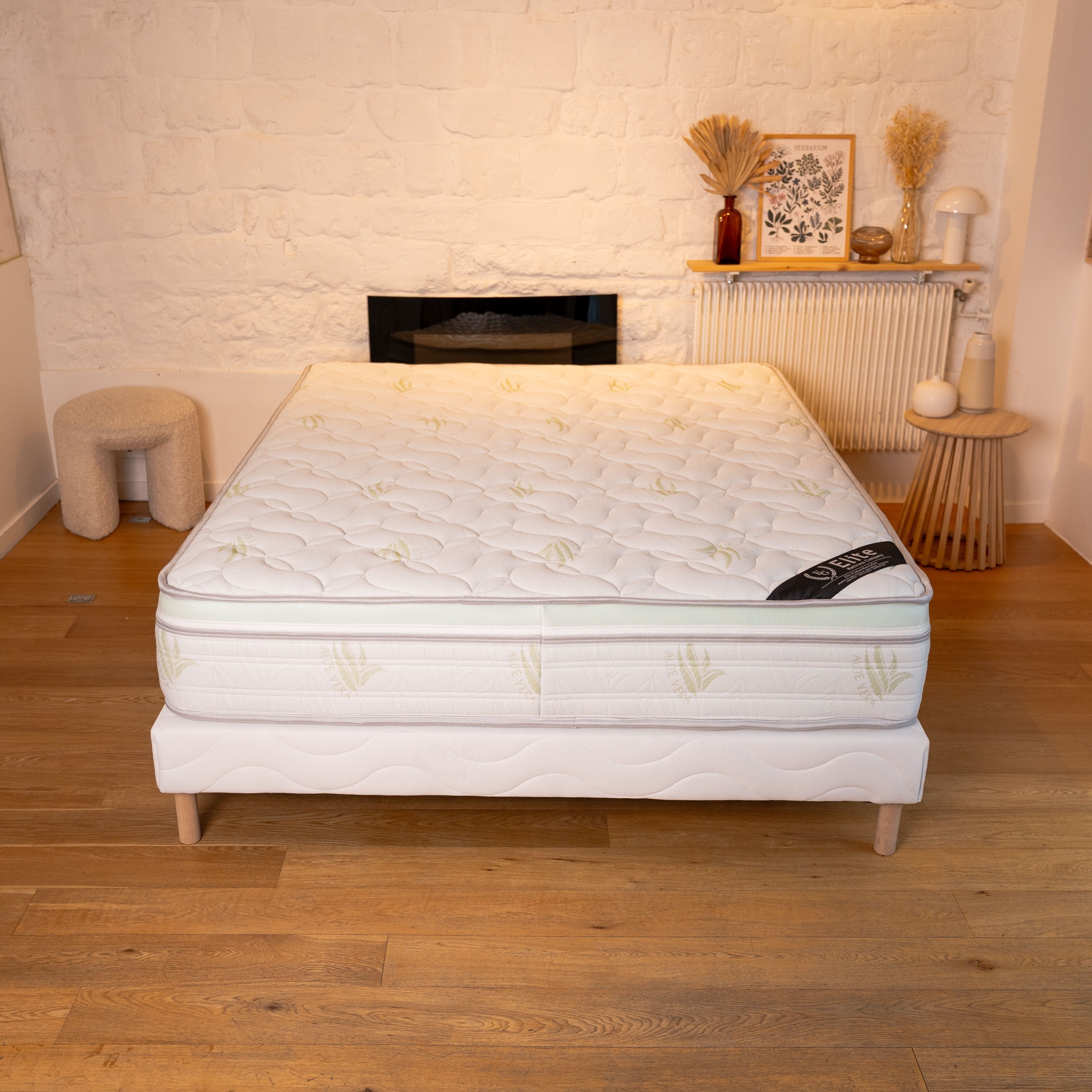 Matelas Aloe Vera 200x200 cm Hauteur 27 cm Mousse à Mémoire de Forme Infusée Aloe Vera Double Face Soutien mi-ferme - 6