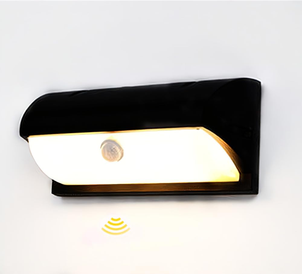 Wodoodporna lampa ścienna zewnętrzna IP65 z czujnikiem ruchu PIR, 18 W 3000 K, idealna na ganki i dziedzińce.