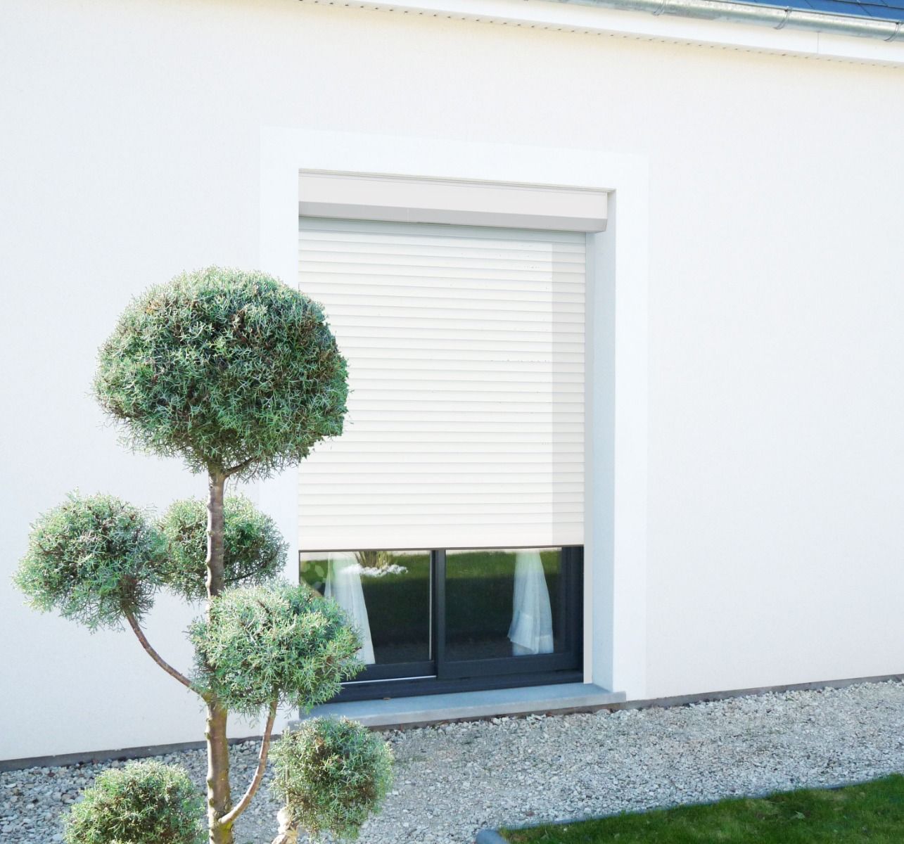 Volet roulant électrique alu. isolé motorisé filaire - Recoupable - H.215 x l.240 cm - Blanc - 3
