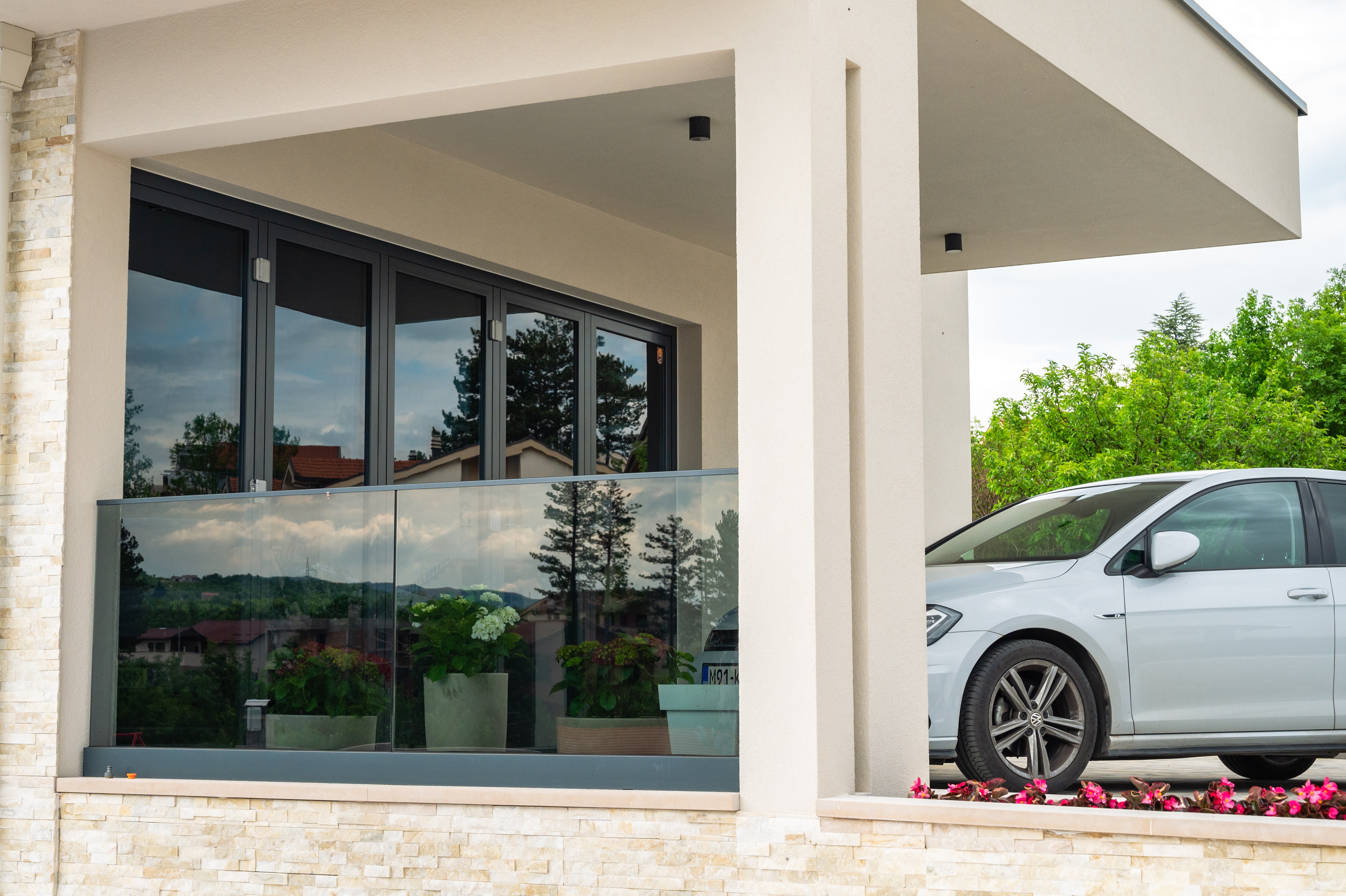 Garde-corps vitré – Intérieur & Extérieur – Beige RAL 1015 – Vitrage feuilleté 88/2 – Fabrication française - 3