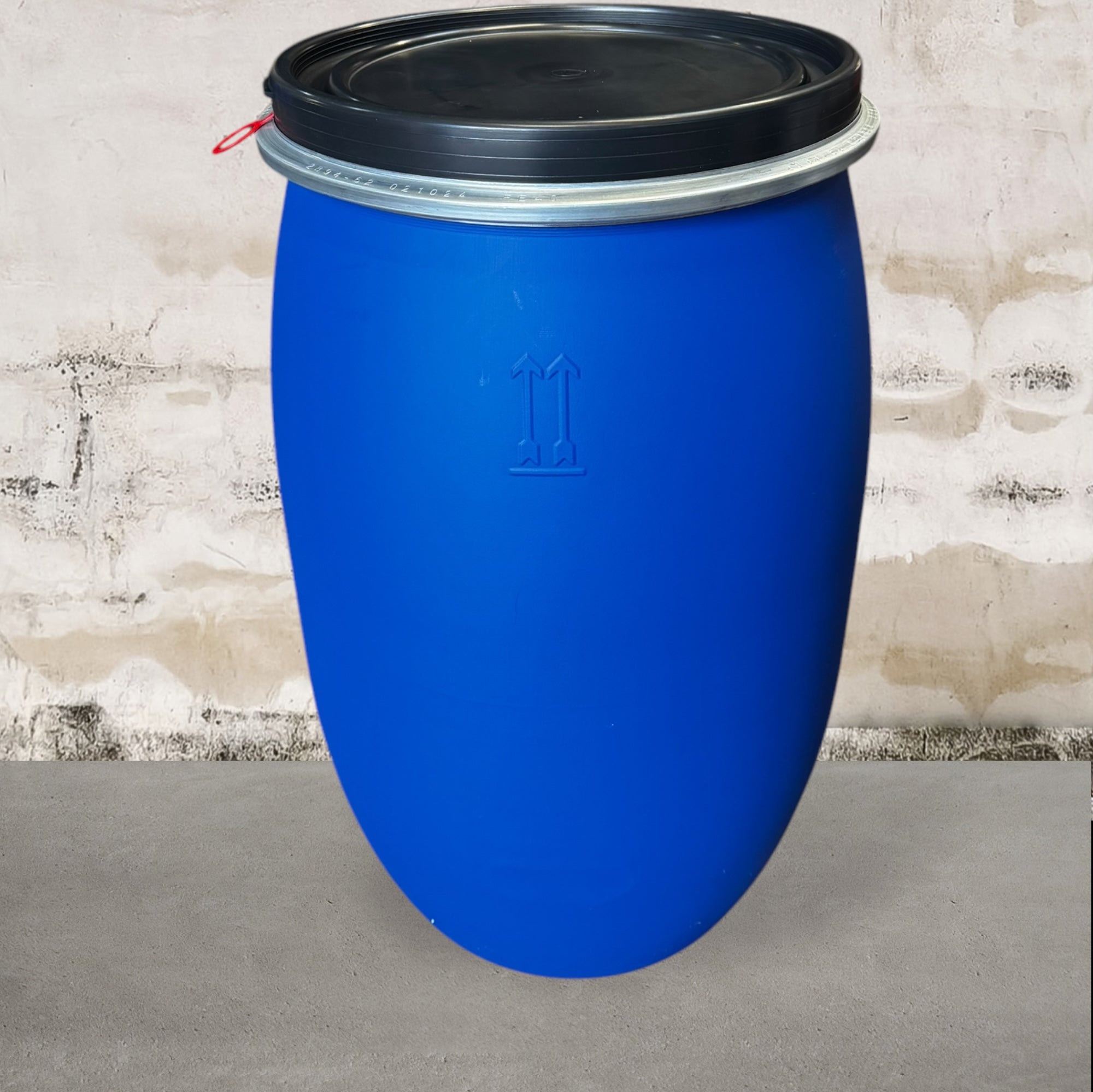 Fût plastique 120 L avec couvercle hermétique et poignées