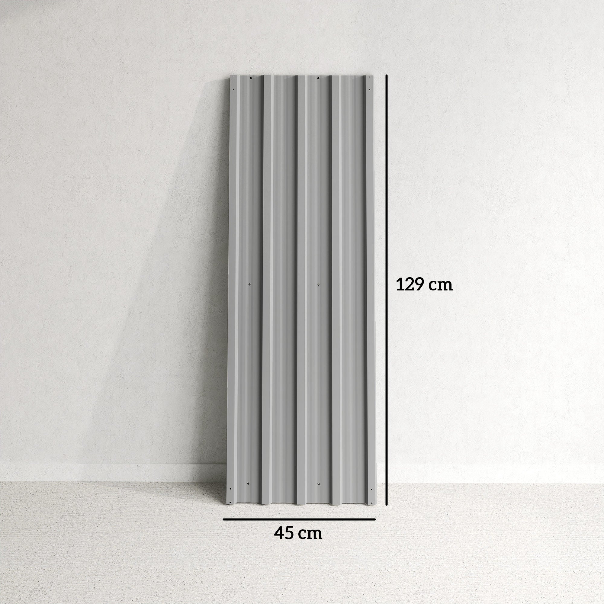 Un ensemble de 12 tôles d'acier galvanisé, très résistantes aux intempéries, gris clair, chaque tôle mesurant 129 x 45 cm. - 5